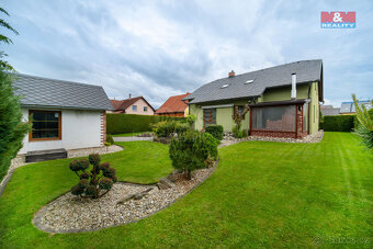 Prodej rodinného domu, 767 m², Králíky, ul. Kosmonautů - 2