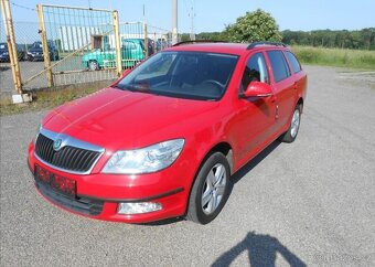 Škoda Octavia 1,8 TSI 118 kW 4 x 4 Serviska benzín - 2