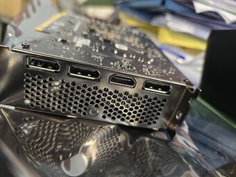 nVidia RTX4060 8GB nová - 2