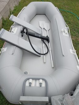 Nafukovací člun - 2