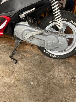 🛵 Yamaha Jog RR – 50 ccm - 2