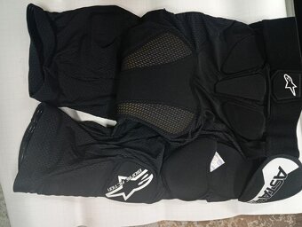 CHRÁNIČOVÉ KRATASY ALPINESTARS BIONIC ACTION - 2