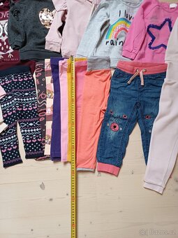 Oblečení - mikiny, kalhoty, trika vel 86-92 - 2