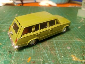 Model VAZ 2102 a jiné.. - 2