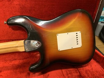 1974 Fender Stratocaster Sunburst TOP - 2