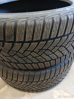 Zimni pneu 235/45 R18 - 2