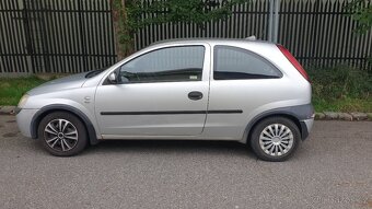Opel Corsa 999cm - 2