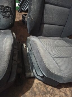 BMW E36, E39 sedačky 5ks - 2