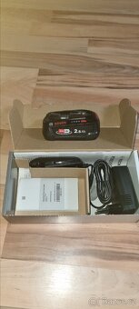 Prodám akumulátor Bosch PBA 18 V 2,5Ah a nabíječku /Gardena - 2