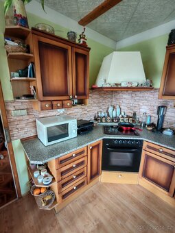 Kuchyňská linka se spotřebiči - 2