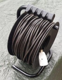 Prodlužovák na Bubnu 220V 40metrů - 2