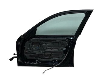 Pravé přední dveře černá 416 BMW 320 E91 r.v. 2008 - 2