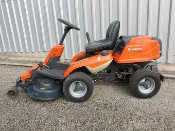 Zahradní traktor rider Husqvarna R216 AWD - 2
