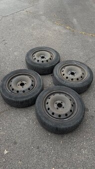 Sada zimních pneu 4x100 185/60R15 - 2
