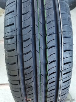 205/70/15 letni pneu 205/70 R15 - 2