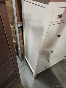 HEMNES KOMODA V LESKU - 2