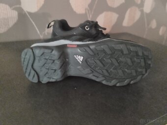 Tréninkové boty značky Adidas - 2