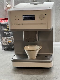 Miele CM6100. - 2