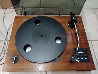 Gramofon Tesla NC450 - 2