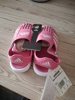 Adidas sandále vodní. - 2