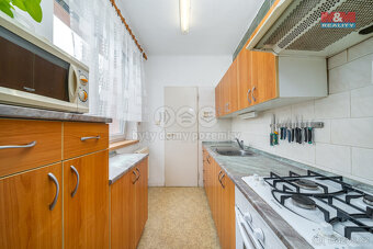 Prodej bytu 3+1, 69,4 m², s garáží a zahradou, Opatov - 2