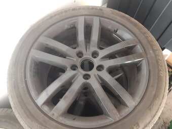 Prodám ALU kola 275/45 ZR 20 et60 Kola sou z AUDY Q7 Letní - 2