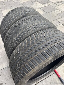 Zimní pneumatiky Continetal 235/45R18 - 2