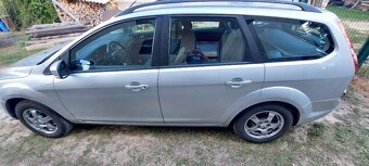 Ford Focus 1.6TDCi 80kW, RV 2010, Kombi, Alu, Klima - 2