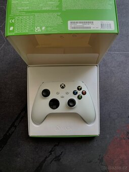 Xbox ovladač - 2