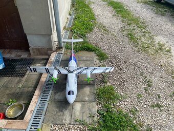 Predam rc lietadlo Boing - 2