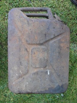 Kanistry Wermacht Kraftston 20 l, Feuergrfahrlich 1942, WS 3 - 2