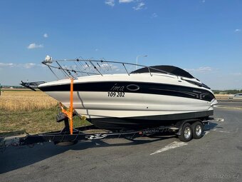 Kajutová loď CROWNLINE 250 CR - 2