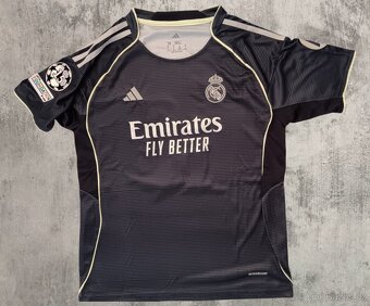 dres Mbappé Real Madrid CF 25/26 darkblue - 2