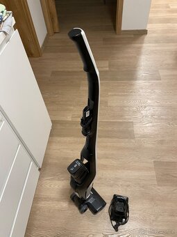 Samsung tycovy vysavac VS60K6050KW/GE - 2