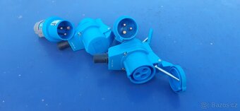 Zásuvky zástrčky karavan - 2