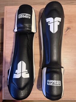 Chrániče na thaibox - 2