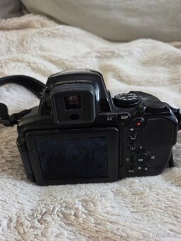 Nikon COOLPIX P900 - 2