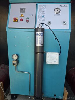 Prodám vysokotlaký kompresor BAUER MV120-5.5-2 - 2