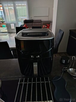 Horkovzdušná fritéza tesla - 2