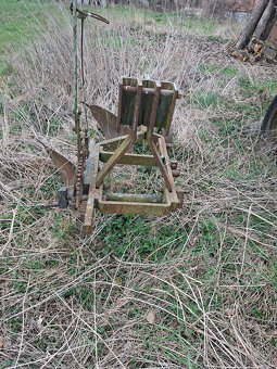 Prodám dvouradličný pluh - 2