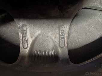 Škoda Octavia 1,VW Passat - 2