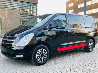 Hyundai H1 2.5CRDi 125kW AUT 8MÍST VÝHŘEV KŮŽE PREMIUM TOP S - 2