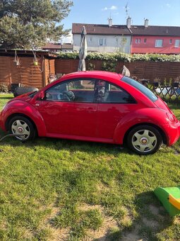VW NEW BEETLE 2.0 - 2