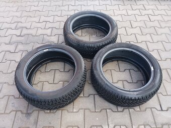 Pěkné celoroční pneu Kormoran AllSeason 215/50R17 - 2