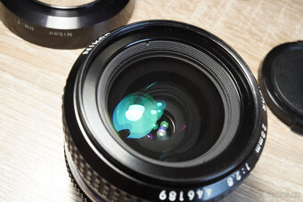 Objektiv Nikon Nikkor 28mm f/2.8 AI – krásný stav - 2