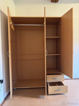 Šatní skříně - 2