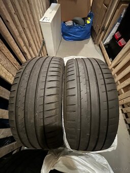 Prodám Michelin Pilot Sport 4 225/40/ZR18 92Y - 2