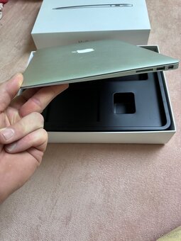 Apple MacBook Air - 2