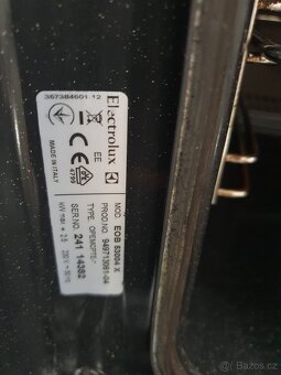 vestavná trouba Electrolux, 220V - 2