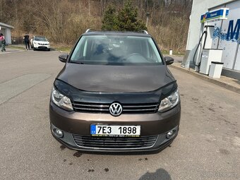 VW Touran 1.6tdi 77kw Highline 2011 5 míst 232Tkm tažné z. - 2